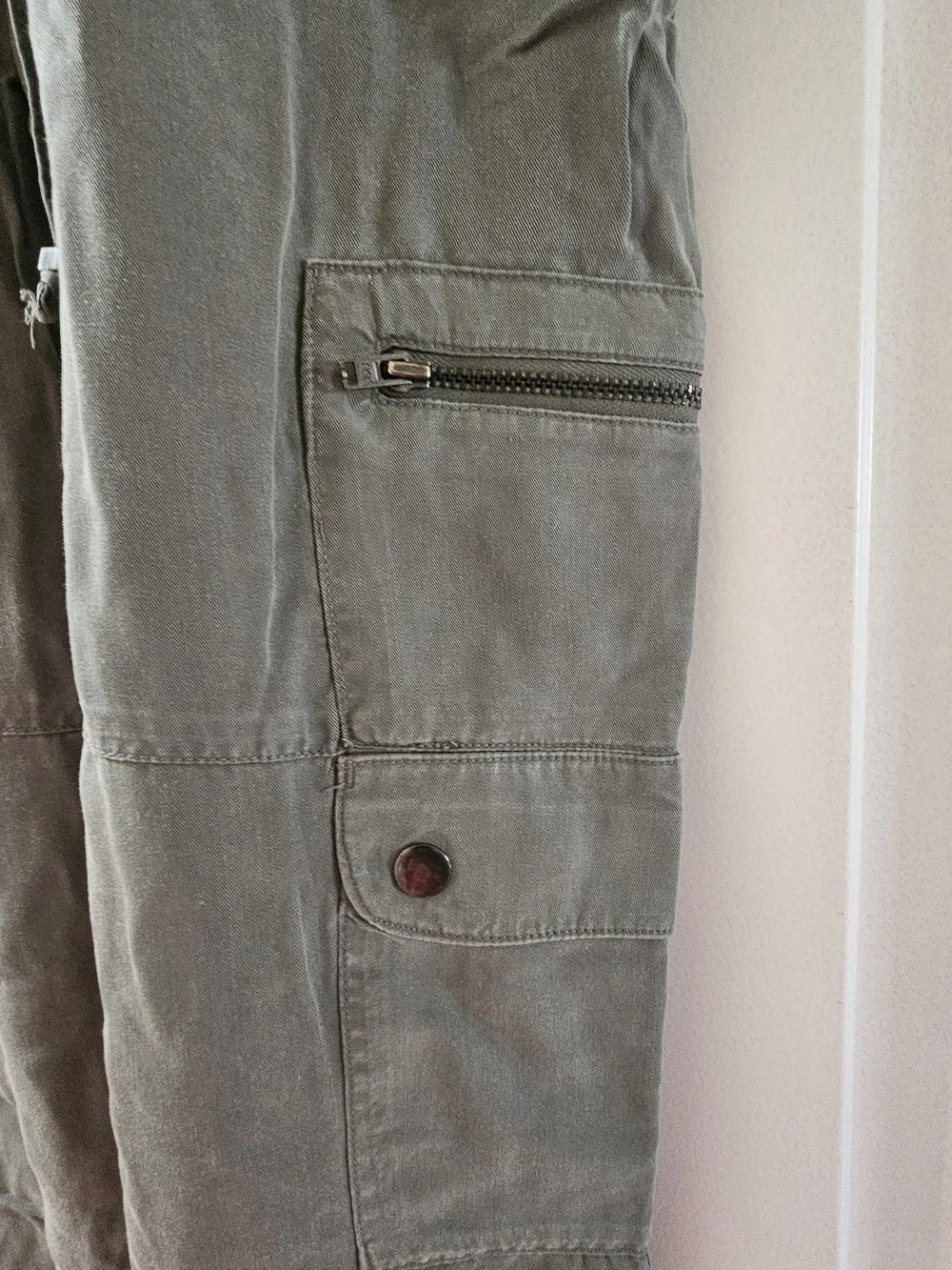 Banana Republic Olive Cargo Joggers with Zip Pockets